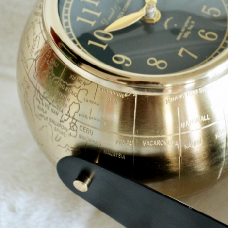 Vintage Globe Gold Ayaklı Masa Saati - 23 cm